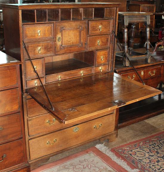 Oak escritoire